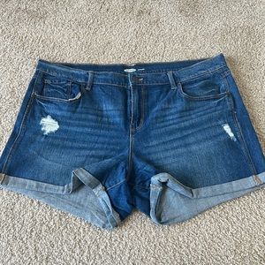 Old Navy | Boyfriend Jean Shorts | 18
